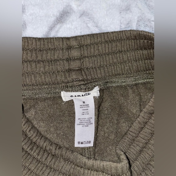 Garage Green Cargo Joggers - Picture 3 of 4